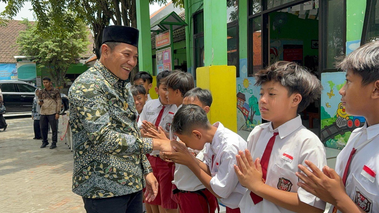 Plt Bupati Sidoarjo Sidak SDN Sidomojo, Pastikan Percepatan Perbaikan Sekolah
