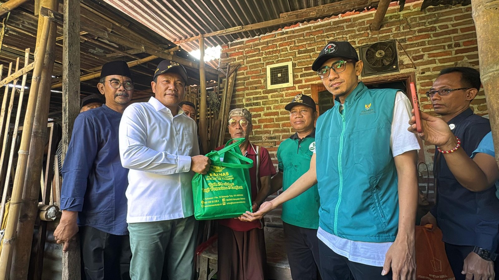 Bupati Subandi Sidak Program Bedah Rumah: Pastikan Warga Sidoarjo Sambut Lebaran dengan Hunian Layak