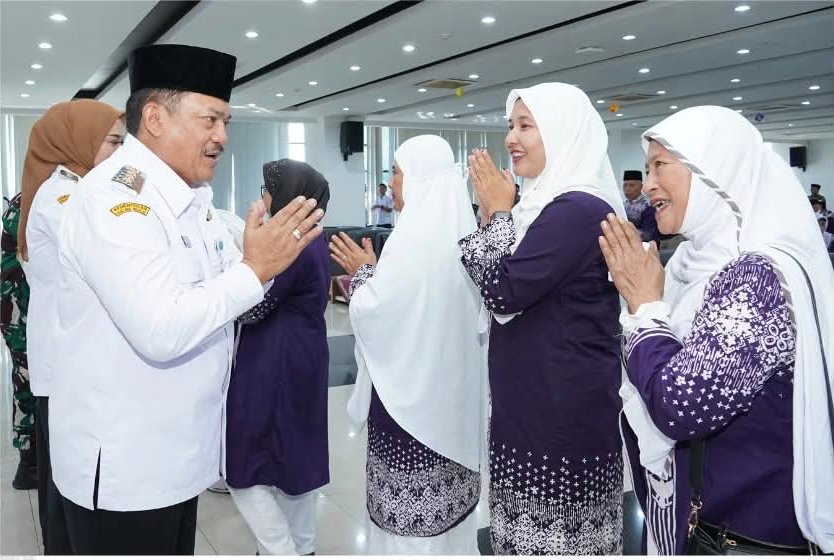 Jaga Niat, Sempurnakan Ibadah: Wali Kota Salatiga Lepas 168 Calon Jemaah Haji Kloter 38