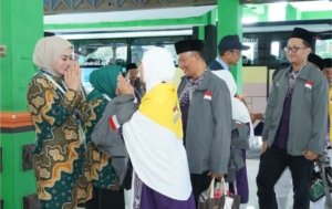 Wakil Wali Kota Lepas Jemaah Haji: Langkah Suci dari Kota Hati Beriman, 156 Calon Jemaah Salatiga Menuju Baitullah