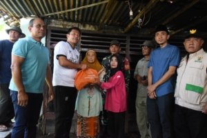 Bupati Sidoarjo Subandi Blusukan: Evaluasi Menu Permakanan hingga Janji Bedah Rumah