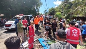 Perjalanan Takziah Berakhir Duka: Truk Pasir Alami Rem Blong Tabrak Angkota, Merenggut 11 Nyawa 7 Orang Alami Luka